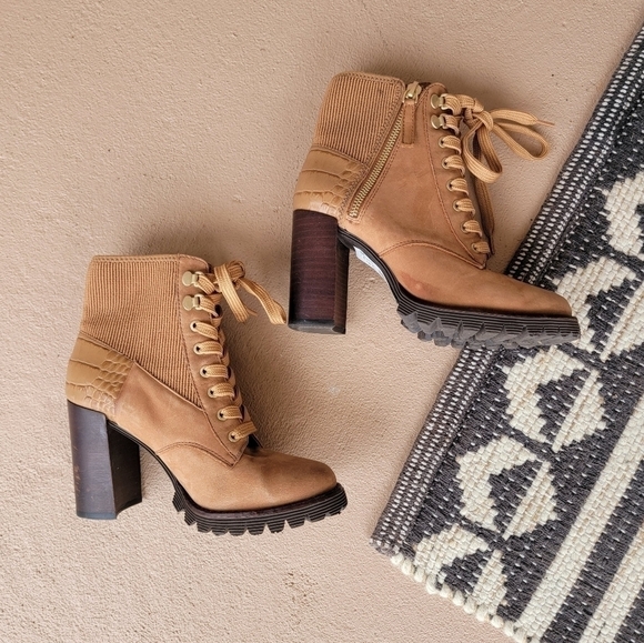 Gibson Latimer Camel Zip up Heeled Boot Size 5.5 - Picture 9 of 9